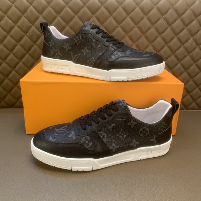 men LV shoes-004
